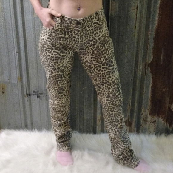 Vanilla Star Denim - Cheetah Print Vanilla Star Skiny Jeans